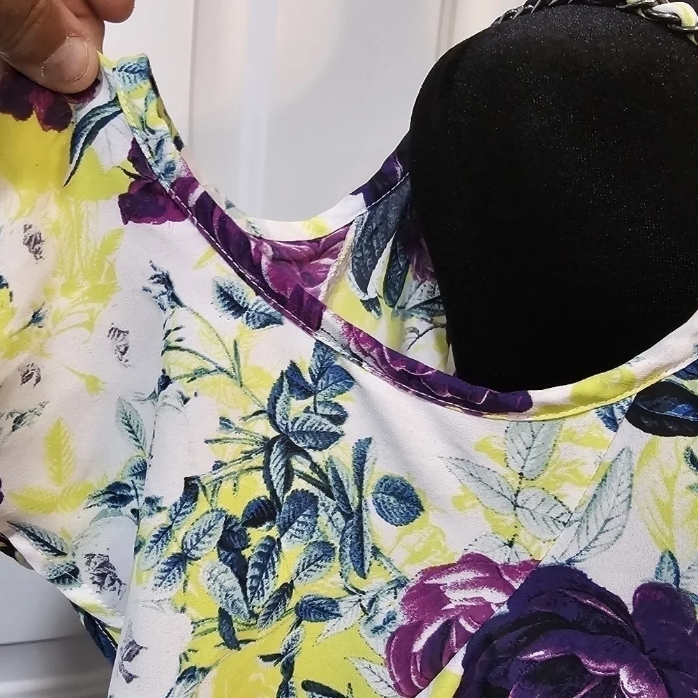 Torrid top size 1 - Picture 10 of 15